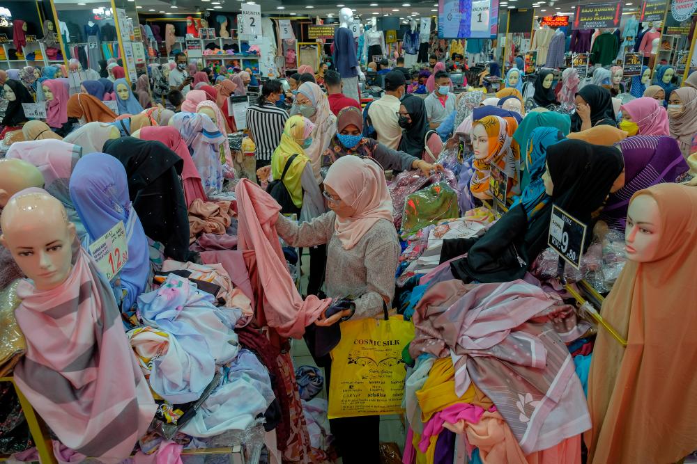 Shift in consumer purchasing behaviour as inflation hits