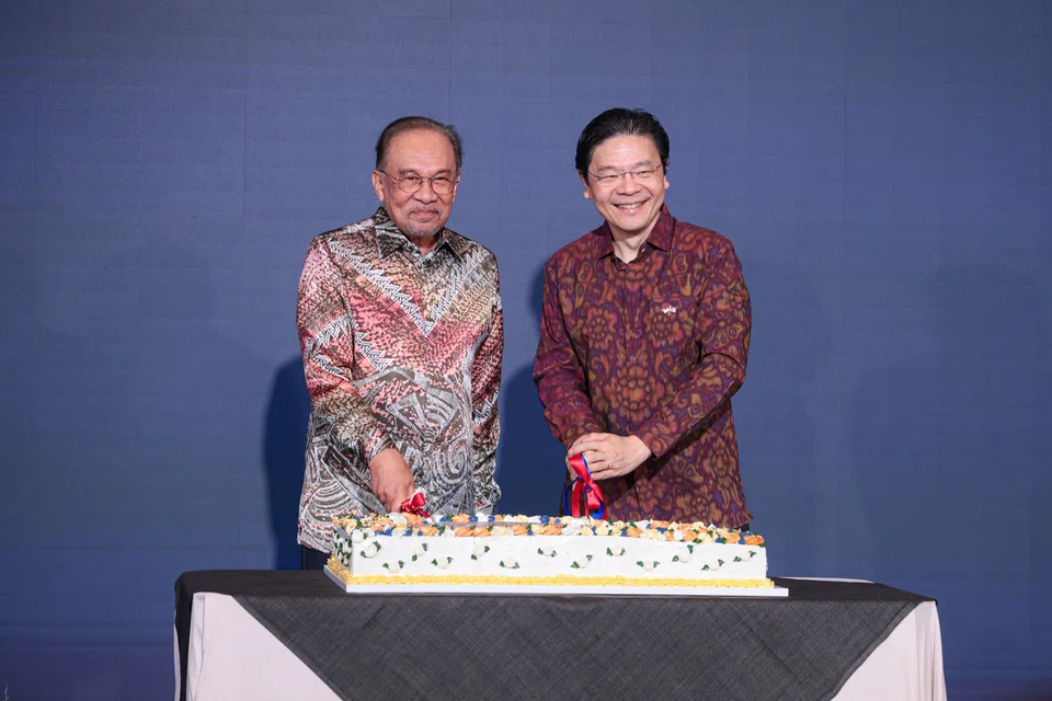 b857db947dffd9c50e6f561514bb24e9d9dd27e1641cf151c032b4a934345804