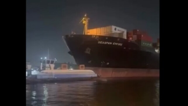 Seaspan-Empire-hitting-ferries.a14141